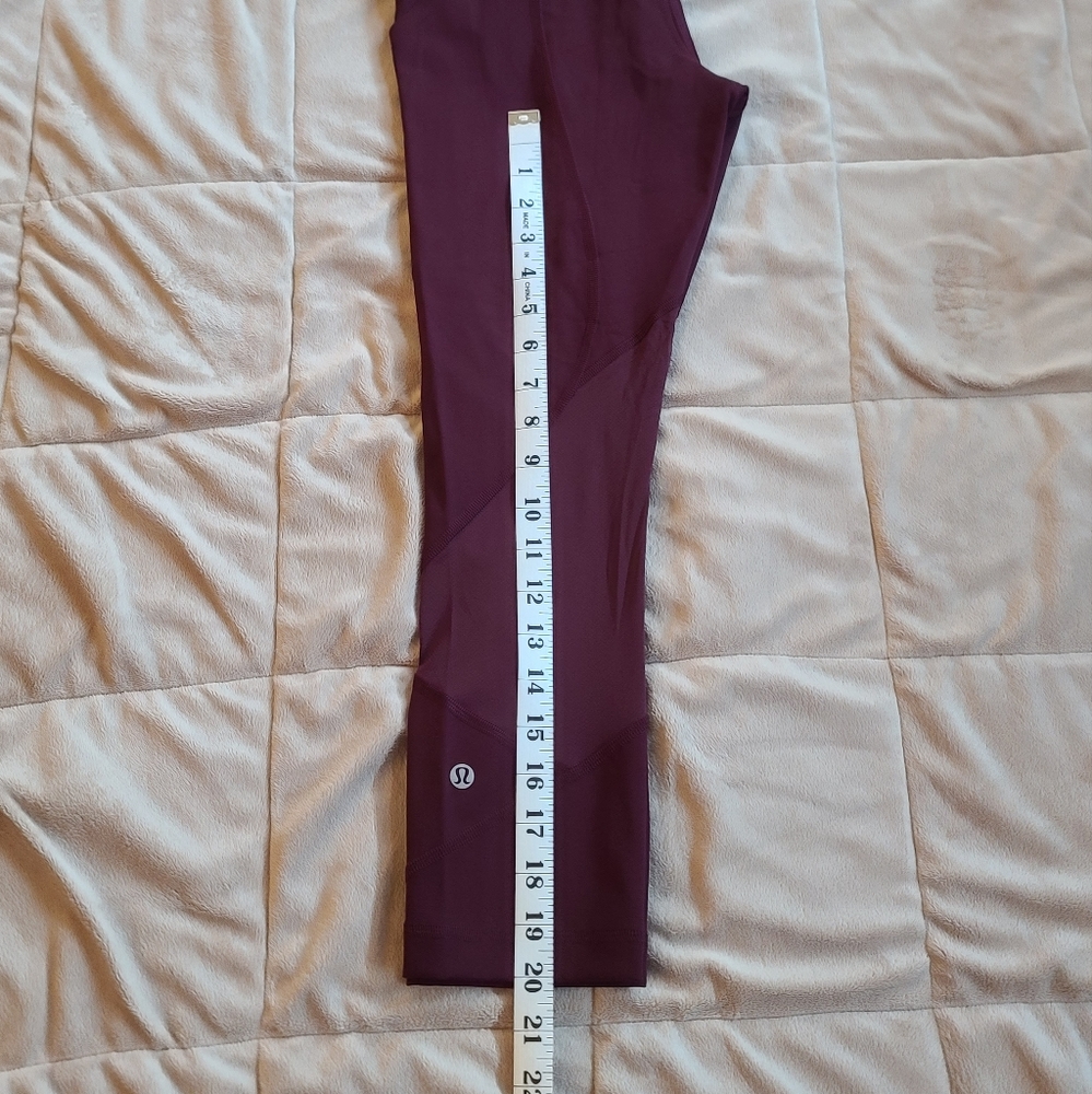 Lululemon Leggings Small Side Pockets Side Mesh - Plum Color